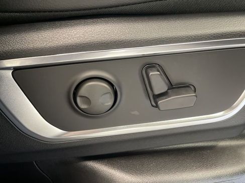 New 2026 RAM 1500 Laramie AWD/4WD image 25
