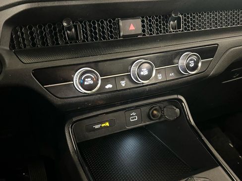 Used 2025 Honda CR-V LX image 21