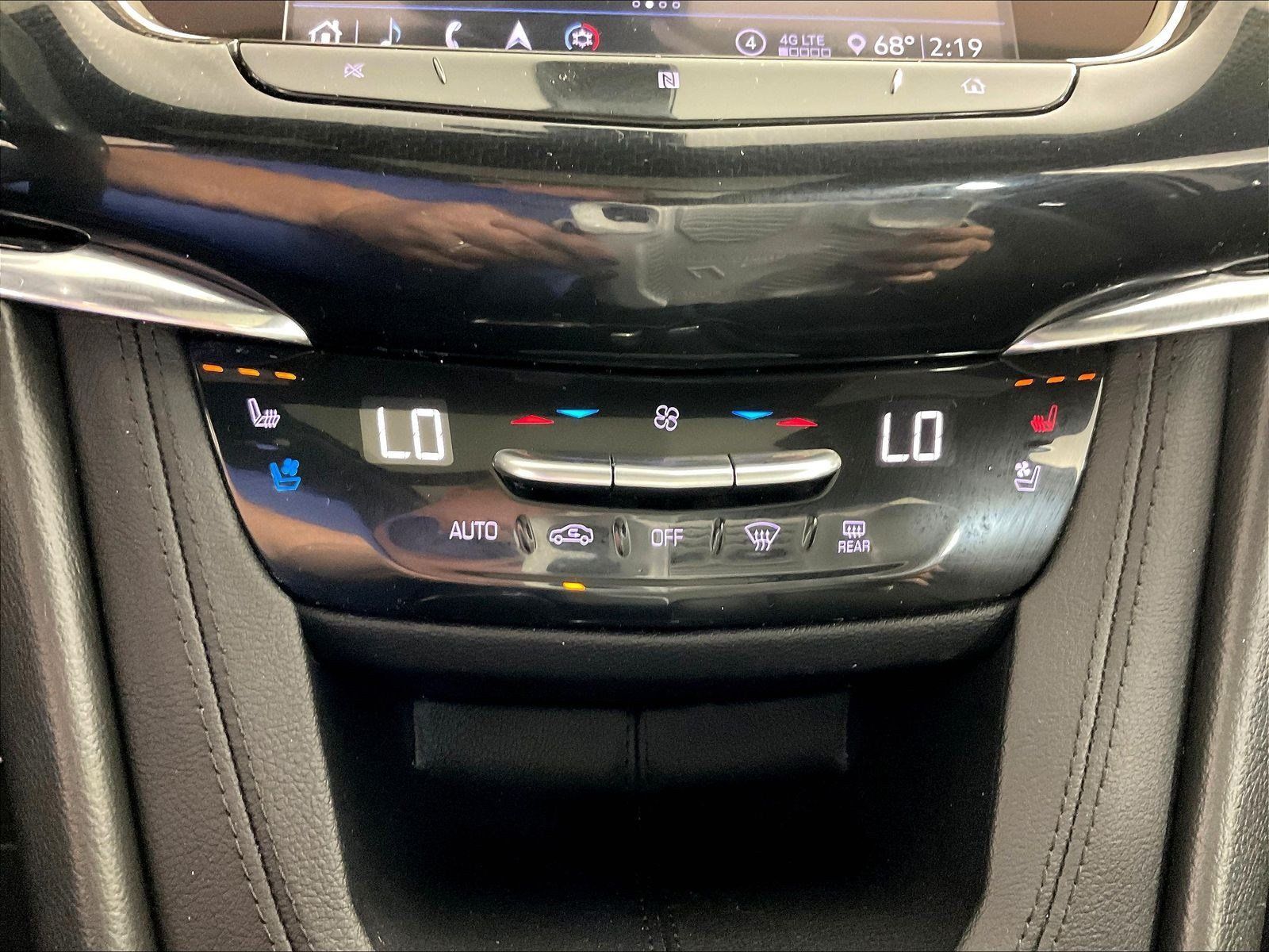 Used 2020 Cadillac XT6 Sport AWD/4WD image 37