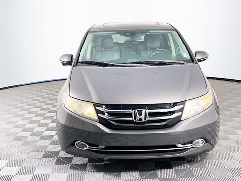 Used 2015 Honda Odyssey Touring image 3