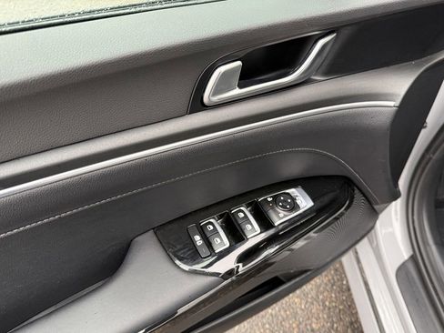 Used 2025 Kia K5 GT-Line image 10
