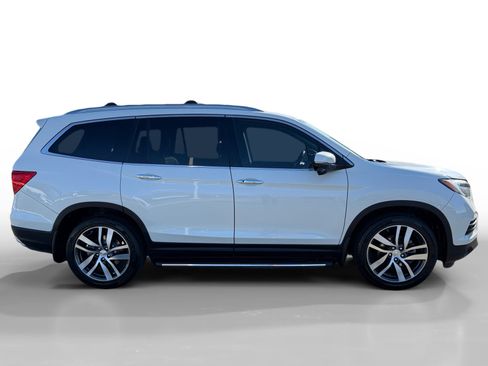 Used 2018 Honda Pilot Touring image 6