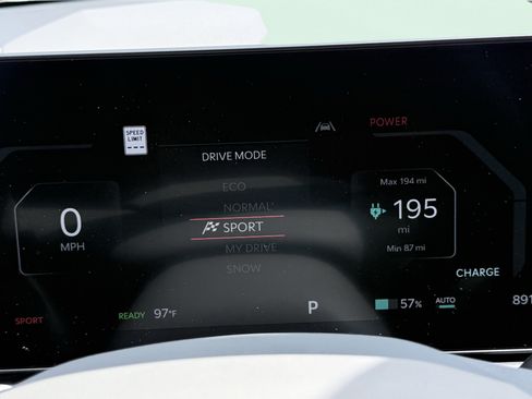 Used 2024 Kia EV9 Wind AWD/4WD image 74