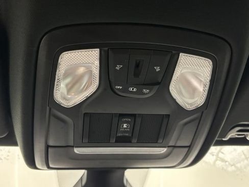 Used 2020 RAM 1500 Big Horn AWD/4WD image 31