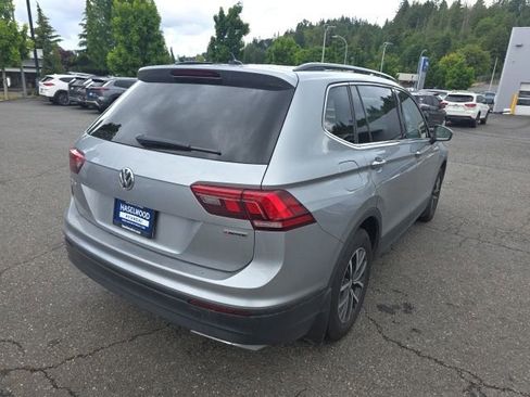 Used 2019 Volkswagen Tiguan SE AWD/4WD image 4