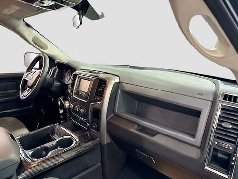 Used 2018 RAM 1500 Express w/ Express Value Package image 28