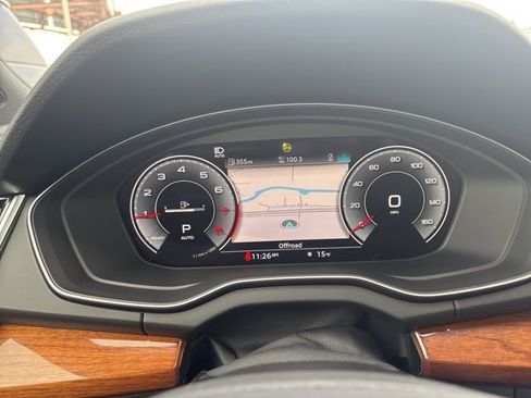 Used 2023 Audi Q5 2.0T Prestige w/ Prestige Package image 11
