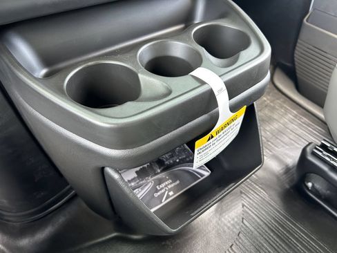 New 2026 Chevrolet Express 2500 Extended RWD image 21
