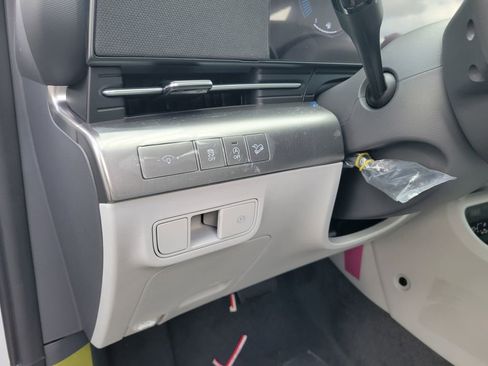 New 2026 Hyundai Kona SE image 16