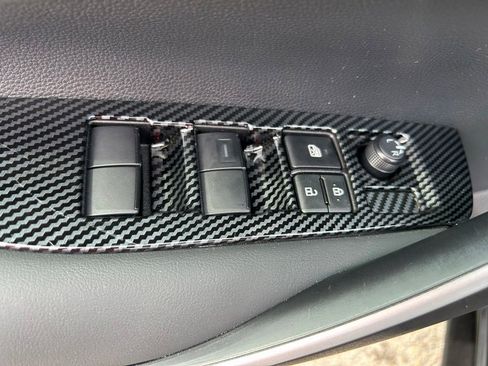Certified 2025 Toyota Corolla SE FWD image 14