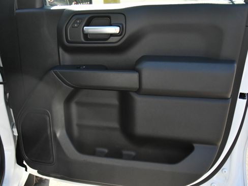 Used 2021 Chevrolet Silverado 1500 Custom RWD image 37
