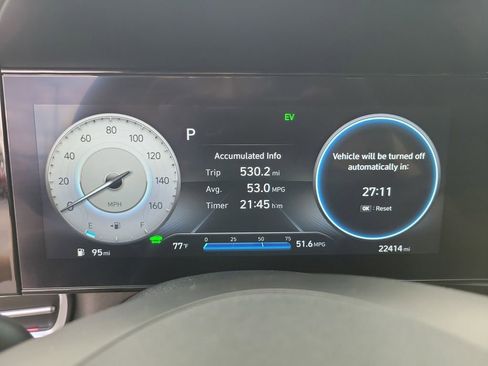 Used 2023 Hyundai Elantra Limited image 27