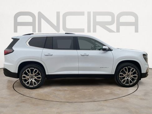 New 2026 GMC Acadia Denali Ultimate w/ LPO, Floor Liner Package AWD/4WD image 11