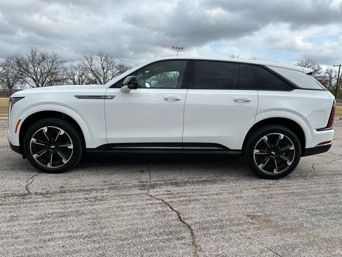 New 2025 Cadillac Escalade IQ Sport 1 w/ LPO, ONYX Package image 2