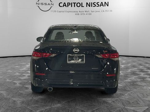 New 2025 Nissan Sentra SR w/ Midnight Edition image 7