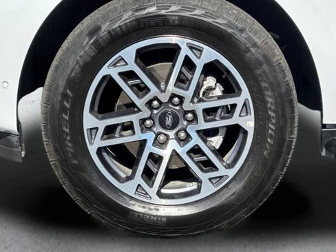 Certified 2025 Ford Expedition Max Active AWD/4WD image 26