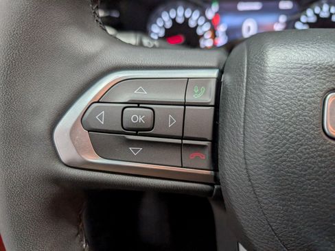 Used 2023 Jeep Compass Limited image 18