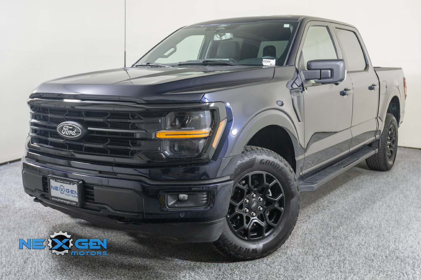 Used 2025 Ford F150 XLT w/ Equipment Group 302A MID AWD/4WD image 10