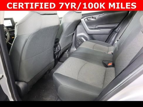Used 2021 Toyota RAV4 XLE w/ Convenience Package image 14
