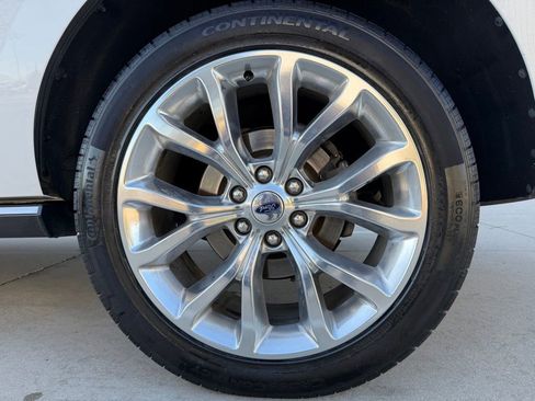 Used 2019 Ford Expedition Limited w/ Equipment Group 302A image 31