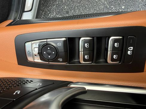 Used 2025 Kia Telluride SX X-Line AWD/4WD image 13