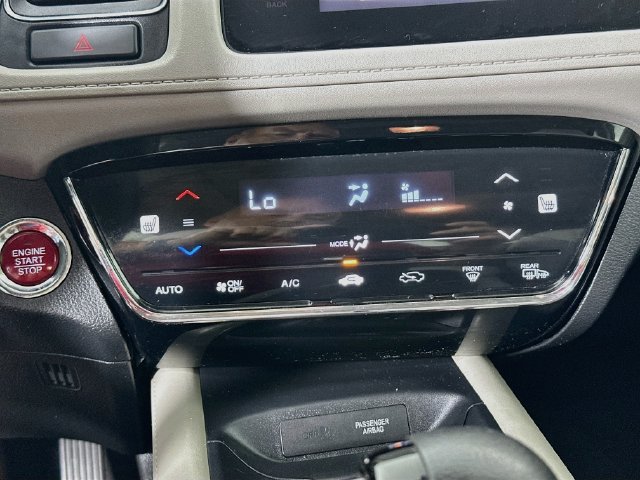 Used 2018 Honda HR-V EX image 14