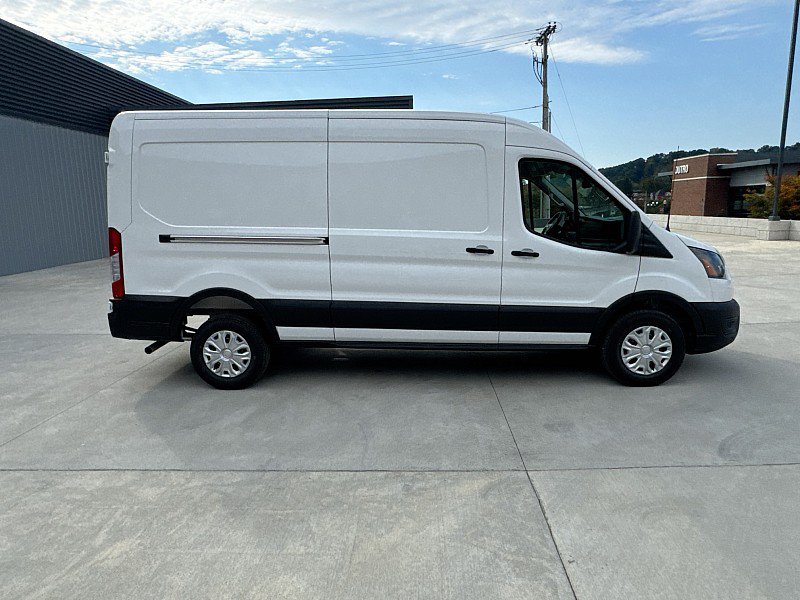 New 2027 Ford Transit 250 148 Medium Roof RWD image 8