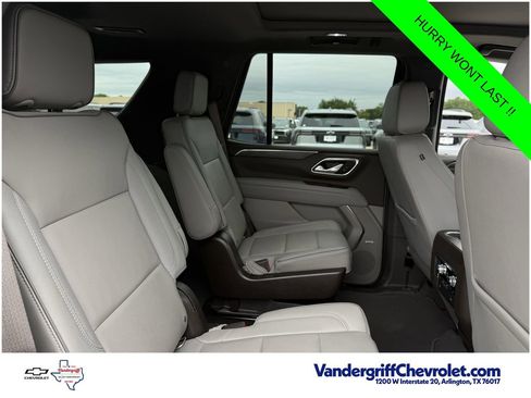 Used 2022 GMC Yukon SLT w/ SLT Premium Package AWD/4WD image 24