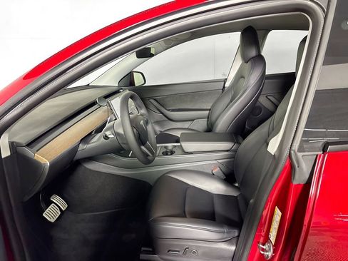 Used 2021 Tesla Model Y Performance image 11