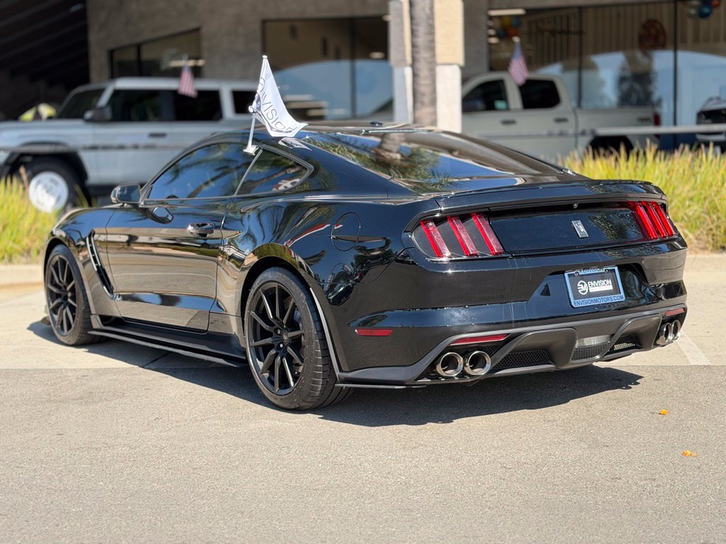 Used 2016 Ford Mustang Shelby GT350 w/ Technology Package RWD image 8