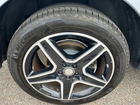 Used 2017 Mercedes-Benz GLE 400 4MATIC image 12