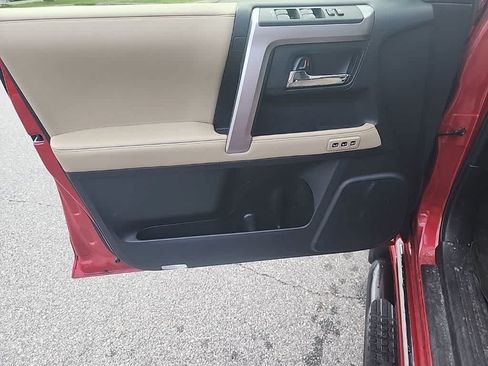 Used 2023 Toyota 4Runner Limited AWD/4WD image 6