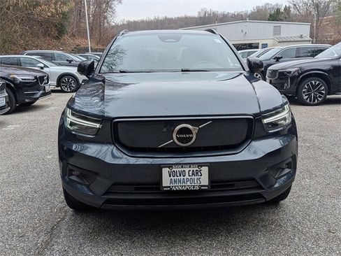 Used 2022 Volvo XC40 P8 Recharge Ultimate image 2