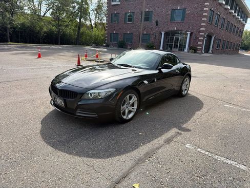 Used 2011 BMW Z4 sDrive35i RWD image 6