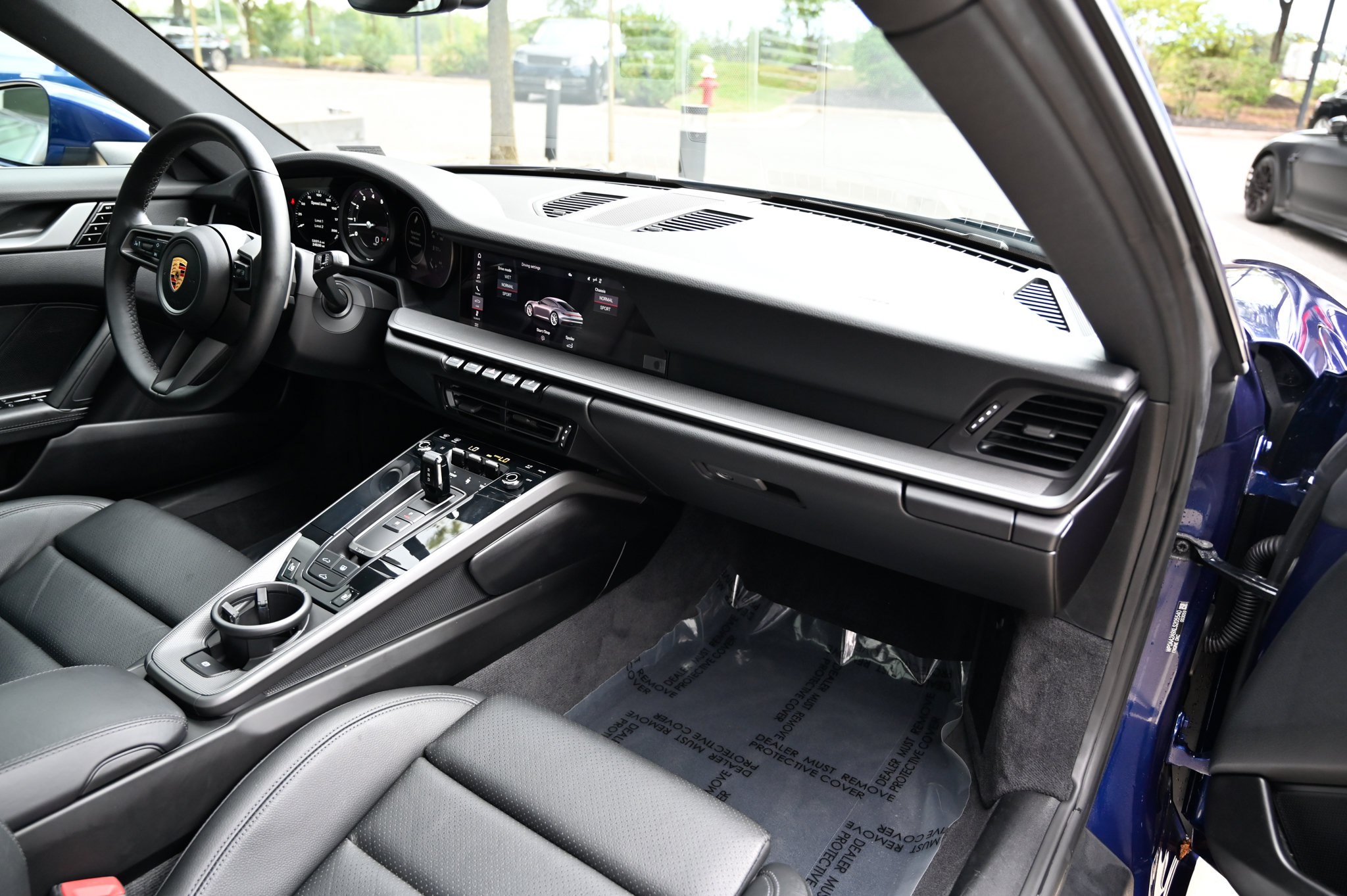 Used 2020 Porsche 911 Carrera RWD image 39