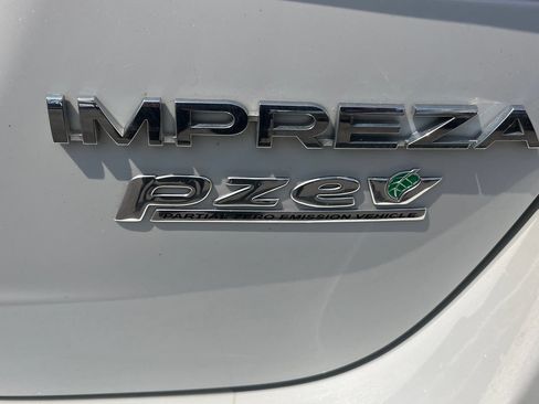 Used 2017 Subaru Impreza 2.0i Premium w/ BSD & Rcta/SRF/Eyesight AWD/4WD image 24