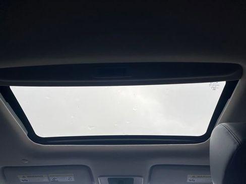 New 2026 Honda HR-V EX-L image 18