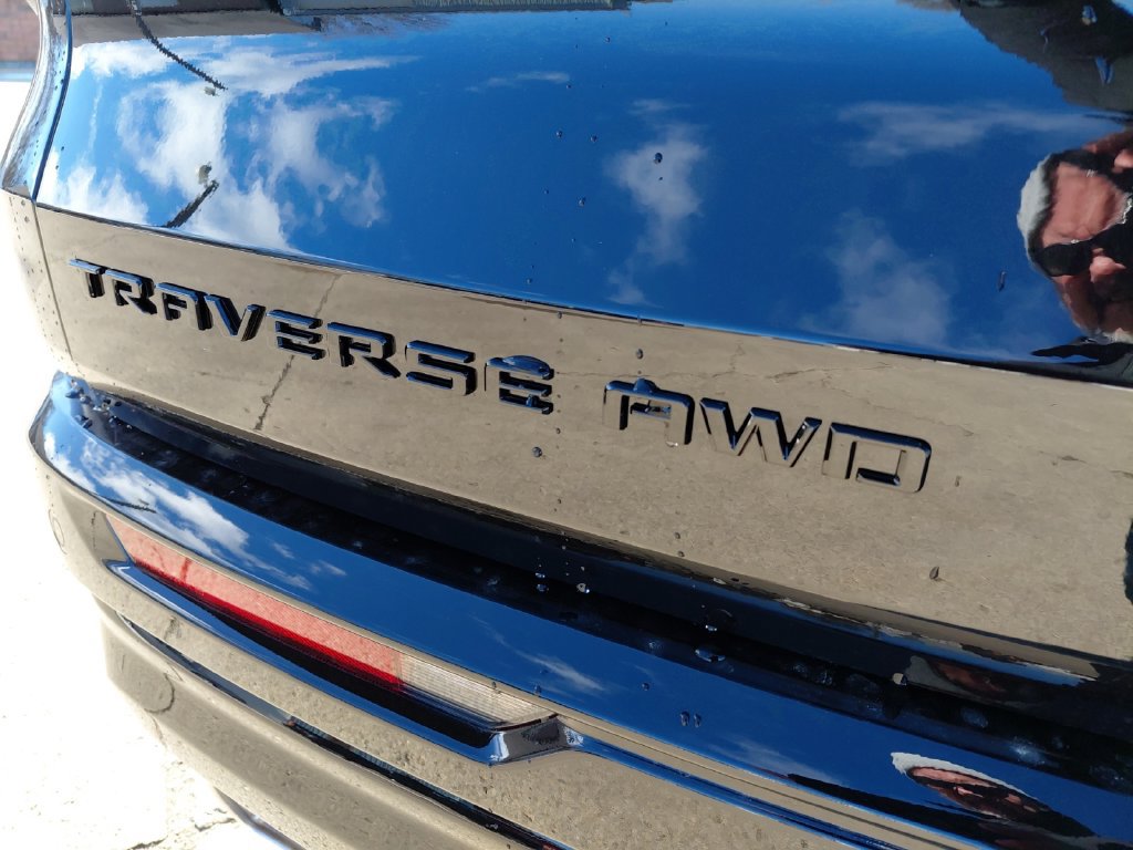 Used 2026 Chevrolet Traverse RS FWD image 24