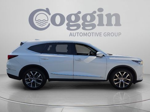 Certified 2024 Acura MDX FWD w/ Technology Package image 6