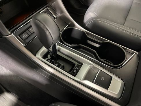 Used 2022 Subaru Ascent Limited w/ Technology Package image 24