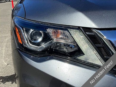 Used 2019 Nissan Pathfinder SV w/ Cargo Package AWD/4WD image 28