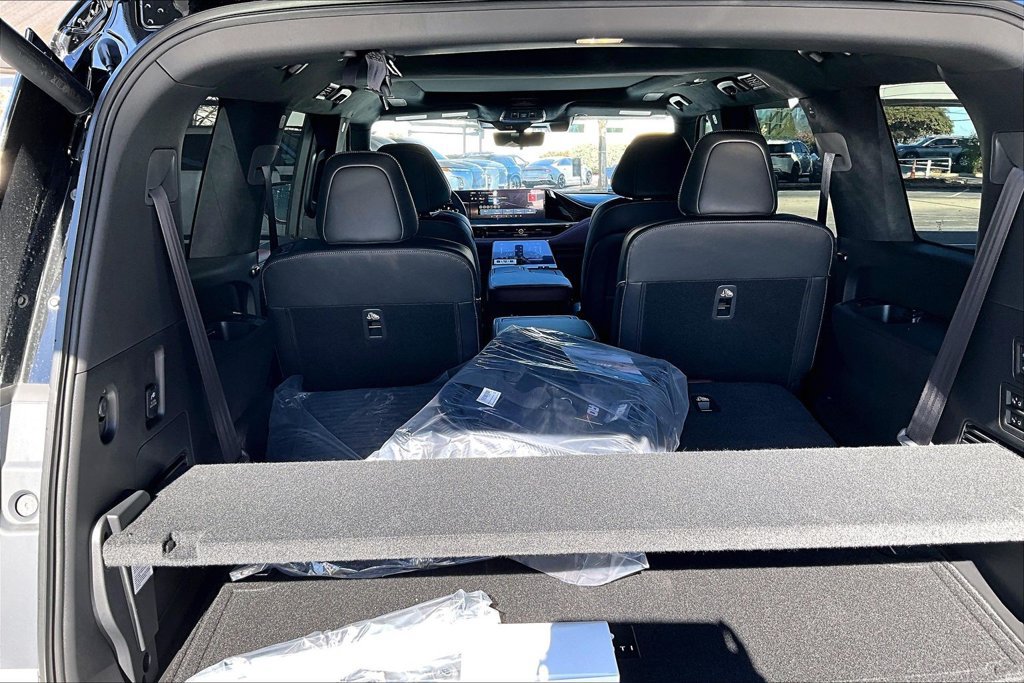 New 2027 INFINITI QX80 Autograph w/ Premium Cargo Package AWD/4WD image 31