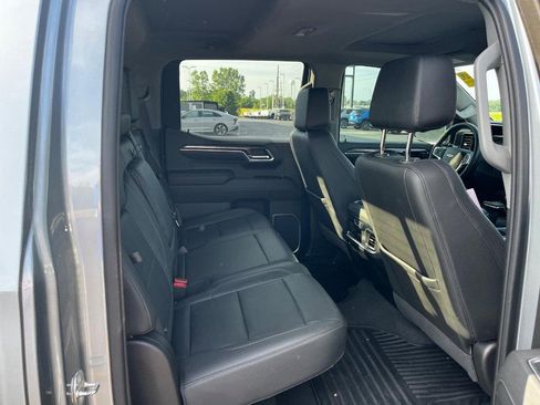 Used 2023 Chevrolet Silverado 1500 LTZ w/ LTZ Premium Package image 13