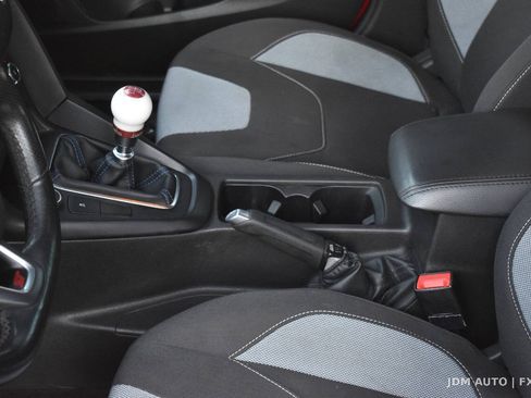 Used 2017 Ford Focus ST FWD image 29