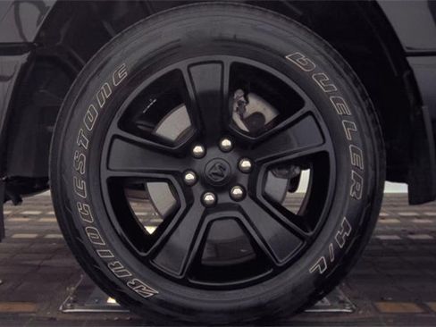 Used 2023 RAM 1500 Big Horn AWD/4WD image 9