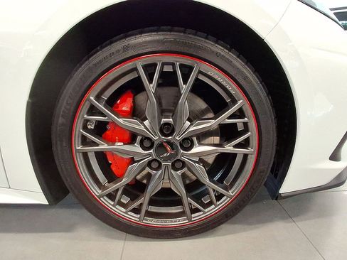 Used 2024 Chevrolet Corvette Stingray Preferred Cpe w/ Z51 Performance Package RWD image 30