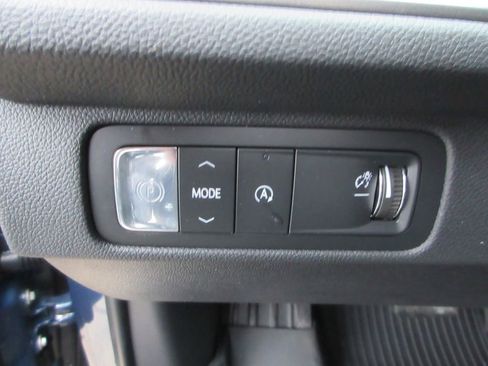 New 2026 Chevrolet Traverse LT w/ LPO, Floor Liner Package image 21