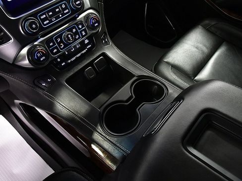 Used 2019 Chevrolet Tahoe LT image 20