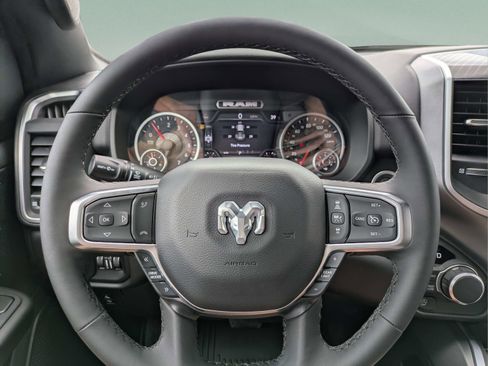 New 2026 RAM 1500 Big Horn AWD/4WD image 30
