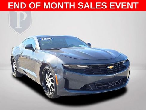 Used 2020 Chevrolet Camaro LT image 13
